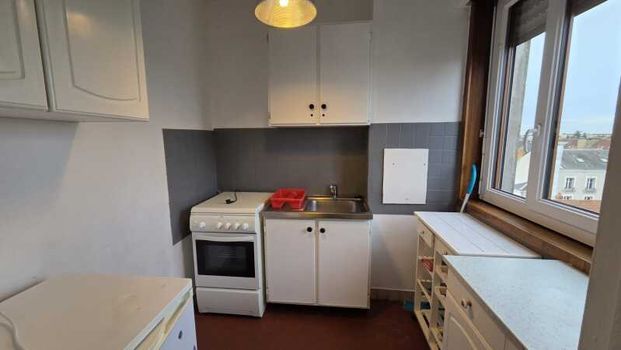 Location Appartement 1 pièce 27m² ORLEANS 45000 - Photo 1