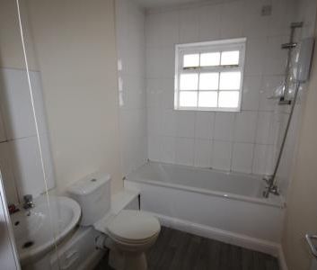 Chapel Ash, Wolverhampton, Wolverhampton, WV3 - Photo 6