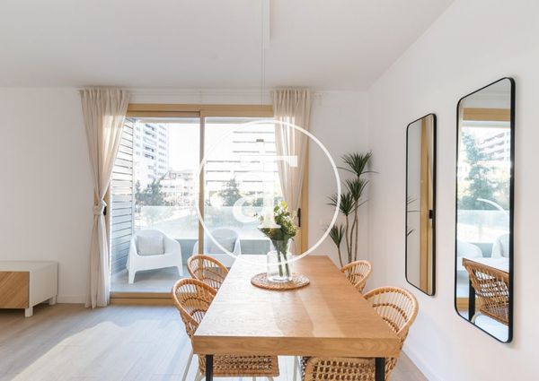 Apartment for rent with 2 bedrooms, studio and balcony in Badalona