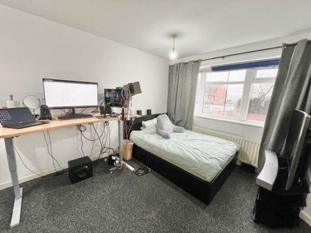 1 bedroom semi-detached house to rent - Photo 2