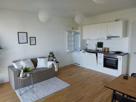 JETZT AKTION 1 MONAT MIETFREI SCHÖNE 2-ZIMMERWOHNUNG MIT BALKON MIT STADTBLICK UND TG-PLATZ - Foto 2