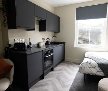 Studio to rent - Photo 5