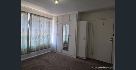 CLOSE TO LAVERTON TRAIN STATION - Photo 4