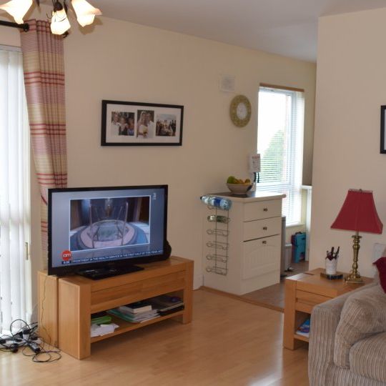 Room for rent in 2-bedroom apartment in Swords in Dublin - Photo 1