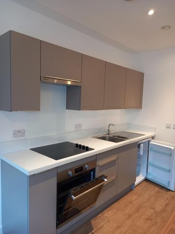 29 Victoria Avenue, Southend On Sea, Essex, SS2 - Photo 2