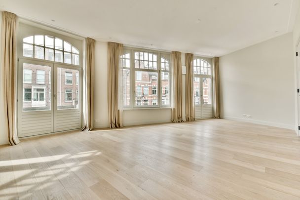 For rent: Moreelsestraat 1B, 1071 BJ Amsterdam - Foto 1