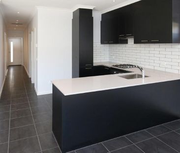 1A Gloria Court, Bundoora VIC 3083 - Apartment For Rent | Domain - Photo 2