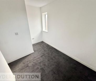 2 bedroom semi-detached house to rent - Photo 6