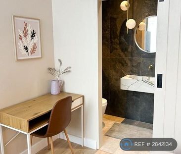 1 bedroom flat to rent - Photo 6