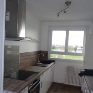 Appartement à louer 4 pièces 69.57m² - Photo 3