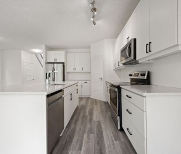 For Lease - 103 Marconi Court, London East, Ontario - Photo 3