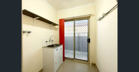 Great Family living with a Central Location!!! - Photo 4