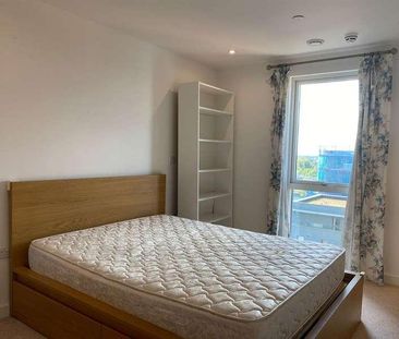 Lexington Apartments, Railway Terrace, Slough, SL2 - Photo 3