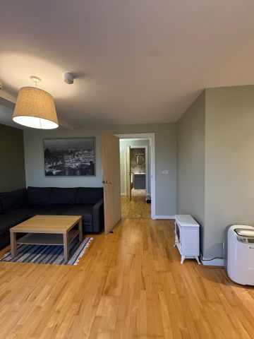 2 Bed Flat, High Street, M4 - Photo 3