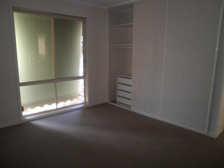 Spacious and Neat 3 Bedroom Home - Photo 2