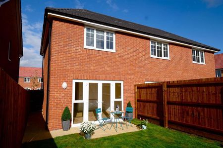 2 bedroom terraced house to rent - Photo 5