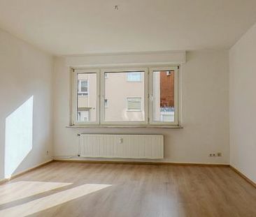 Helle 3-Zimmer-Erdgeschosswohnung mit Balkon in gepflegtem Mehrfami... - Photo 4