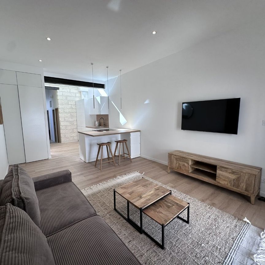 Location Appartement 1 pièce 45m² MONTPELLIER 34000 - Photo 1