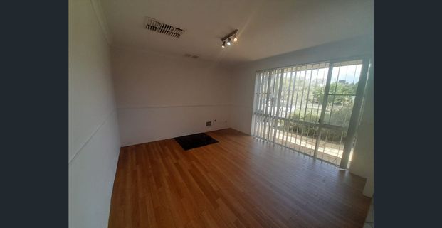 The Perfect Blend of Space, Comfort & Convenience - Photo 1