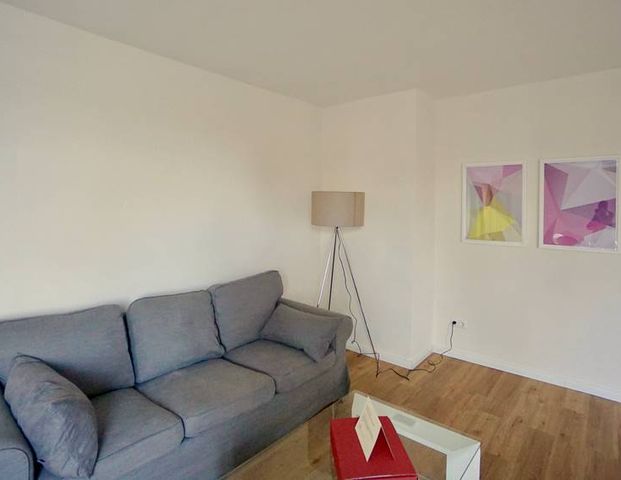 Moderne möblierte Wohnung im beliebten Stadtteil Rüttenscheid - Photo 1