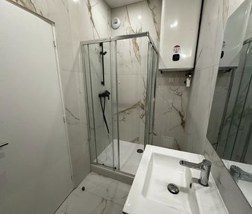 Location Appartement 1 pièce 14m² - Photo 2