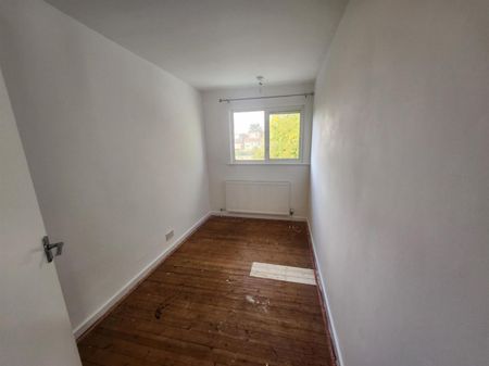 3 Bedroom House To Let - Photo 3