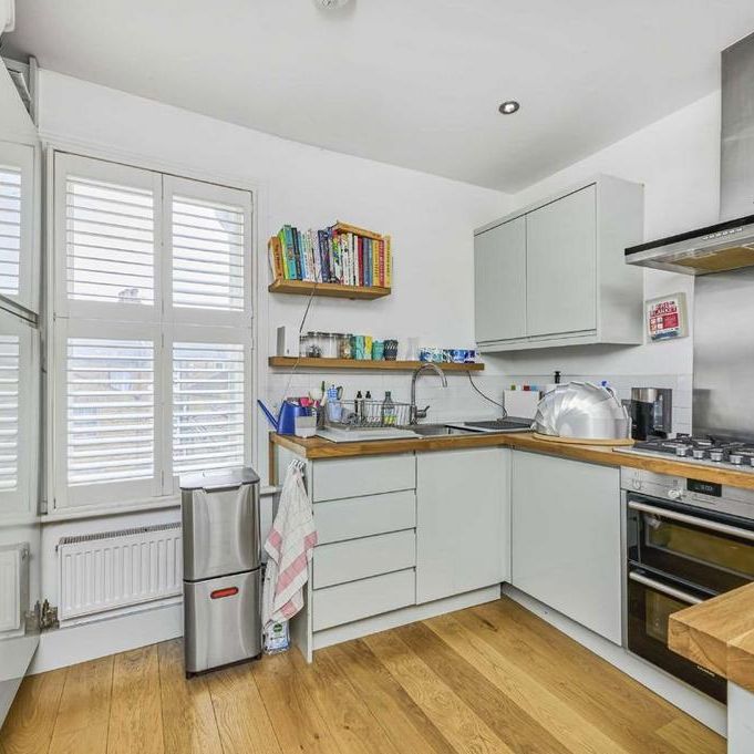 2 bedroom maisonette to rent - Photo 1