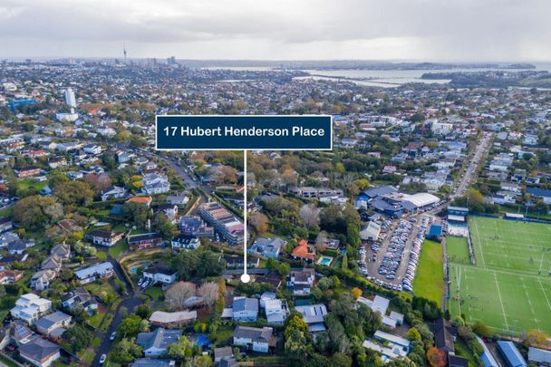 Sunny stylish family home in Remuera - Photo 1