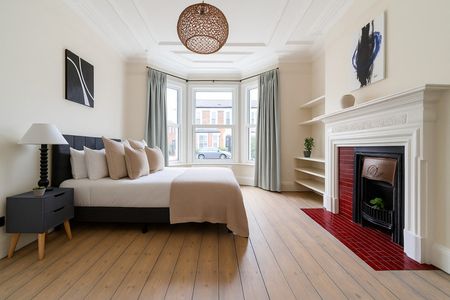 Englewood Road - Photo 3