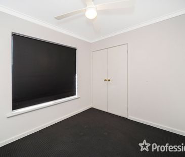 Charming 5 x 2 in sought after Greenwood! - Photo 4
