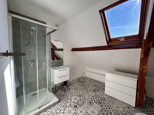 Location maison 8 pièces, 16.00m², Brest - Photo 1