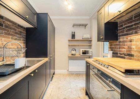 Garratt Terrace, SW17 0QE, London - Photo 4