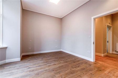 Uxbridge Road, London, W3 9SL - Photo 3