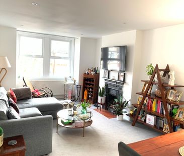 2 Bed Maisonette, Farlton Road, SW18 - Photo 1