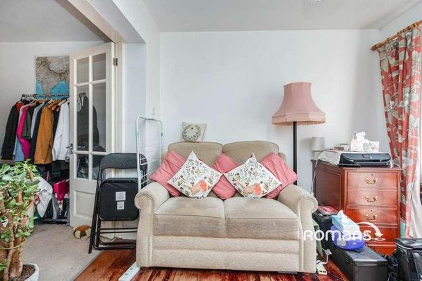 The Annexe, Star Post Road, Camberley, Surrey, GU15 - Photo 1