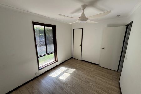 Modern Professional Living - Photo 3