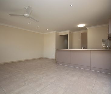 1/4A Stathis Place, Bundamba QLD 4304 - Photo 1