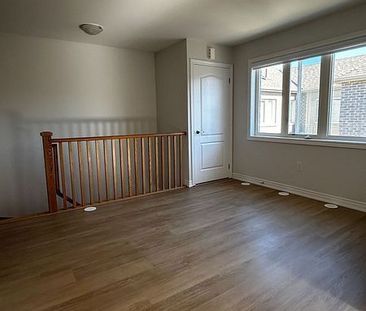 For Lease - 7 Waterleaf Road Unit# Coach, Markham, Ontario - Photo 6