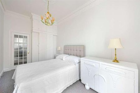 St Georges Drive, London, SW1V - Photo 2