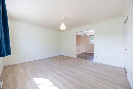 Maison de plain-pied à louer - Brossard (Noms de rues (P)) Maison de plain-pied à louer - Brossard (Noms de rues (P)) - Photo 2