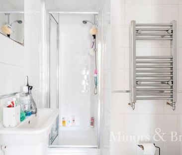 4 bedroom terraced house to rent - Photo 5