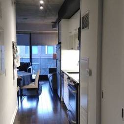 River City Junior 1 Bedroom Loft for Rent - Photo 4