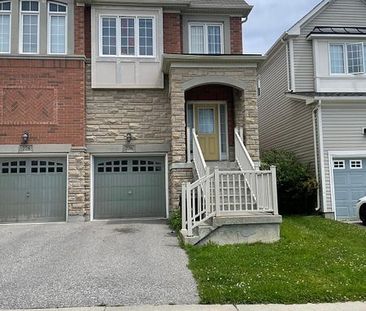 For Lease - 776 Mccue Drive, Oshawa, Ontario - Photo 5