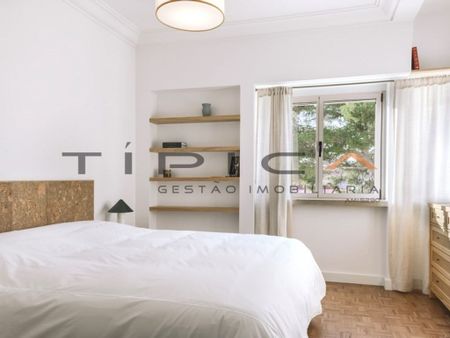 2 room luxury Flat for rent in Lisbon - Photo 3