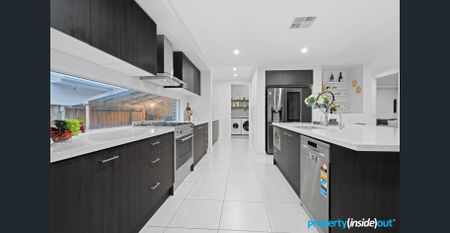 Immaculately presented home with 6.5kW sola system - Photo 5