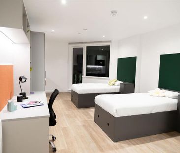 1 bedroom in a flat share to rent - Photo 5