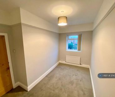 2 bedroom terraced house to rent - Photo 2