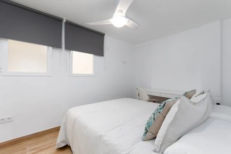 Carrer de Eugenia Viñes, Valencia, Valencian Community 46011 - Photo 3