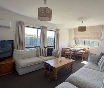 Make the move and enjoy the charm of Spring Creek living. - Photo 1