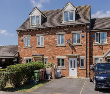 3 bedroom terraced house to rent - Photo 3